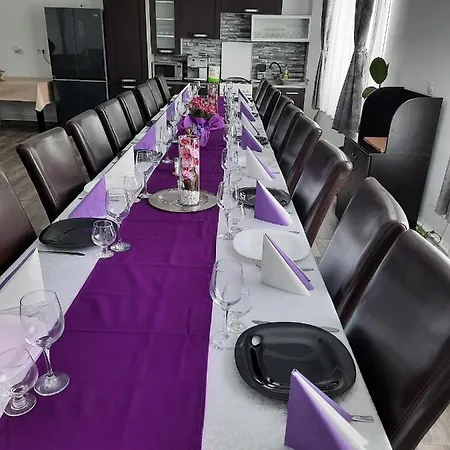 Nyaraló Casa Harsan *