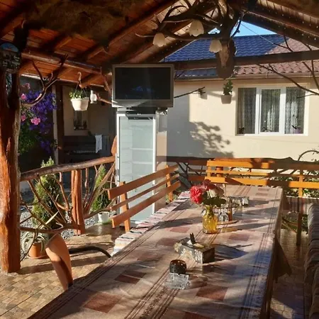 Nyaraló Casa Harsan *